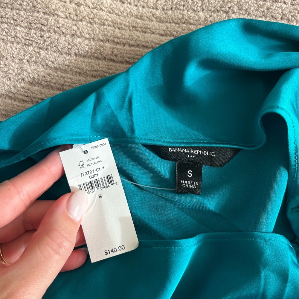 Banana Republic Silk Dress NWT - Picture 3 of 3